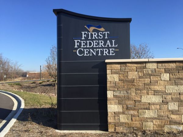 Cafe monument sign